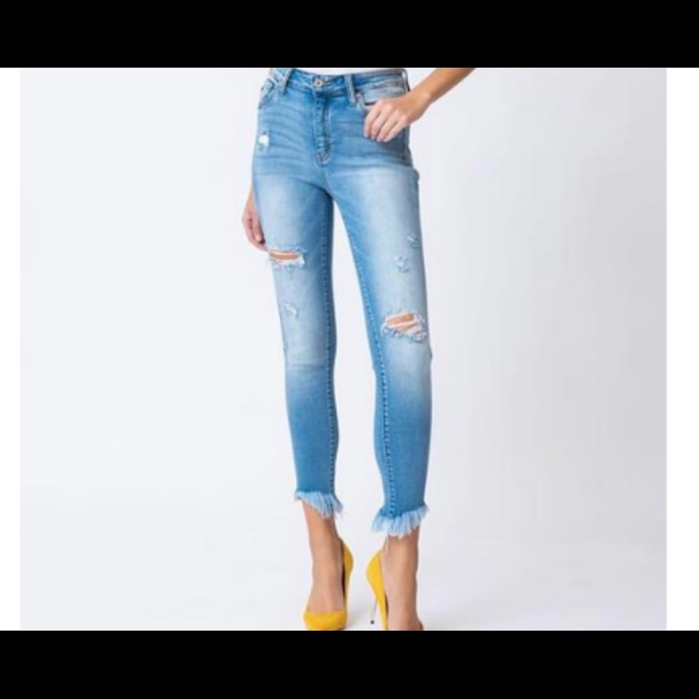 KanCan skinny distressed jeans with frayed angle hem Size 28